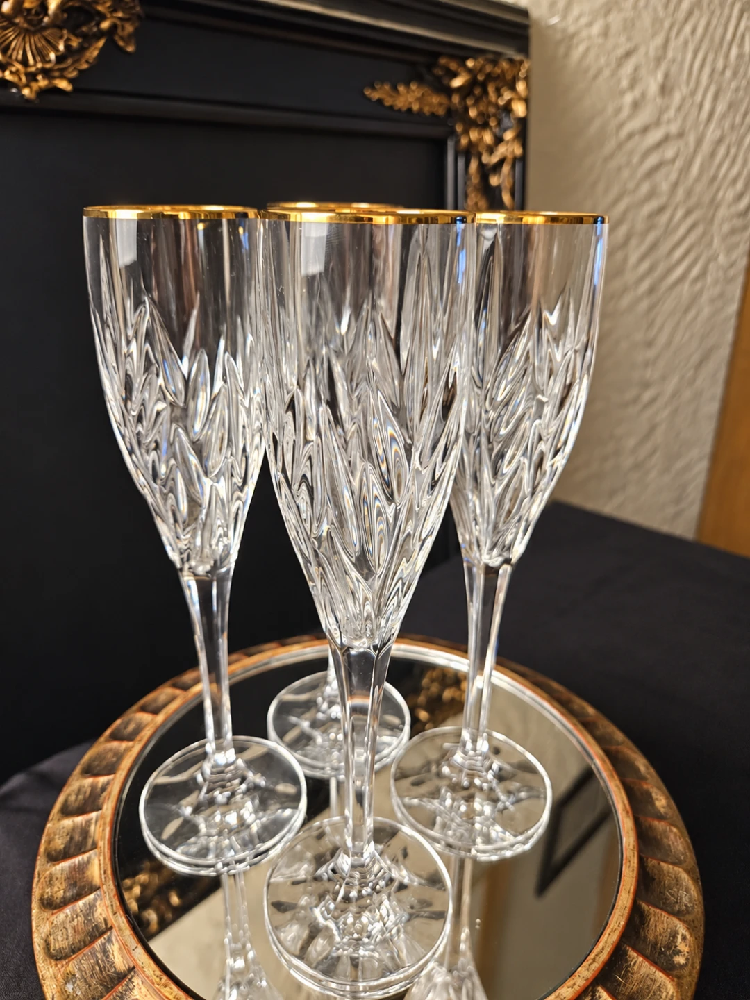 Set of 4  Mikasa Gold-Rimmed Crystal Champagne Flutes - photo 5