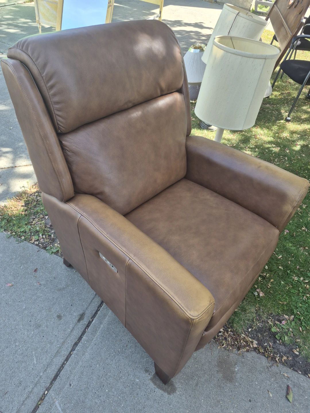 Brown Leather Power Recliner - photo 3