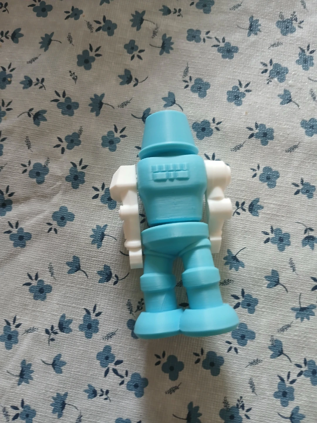 Blue Robot Toy BCR