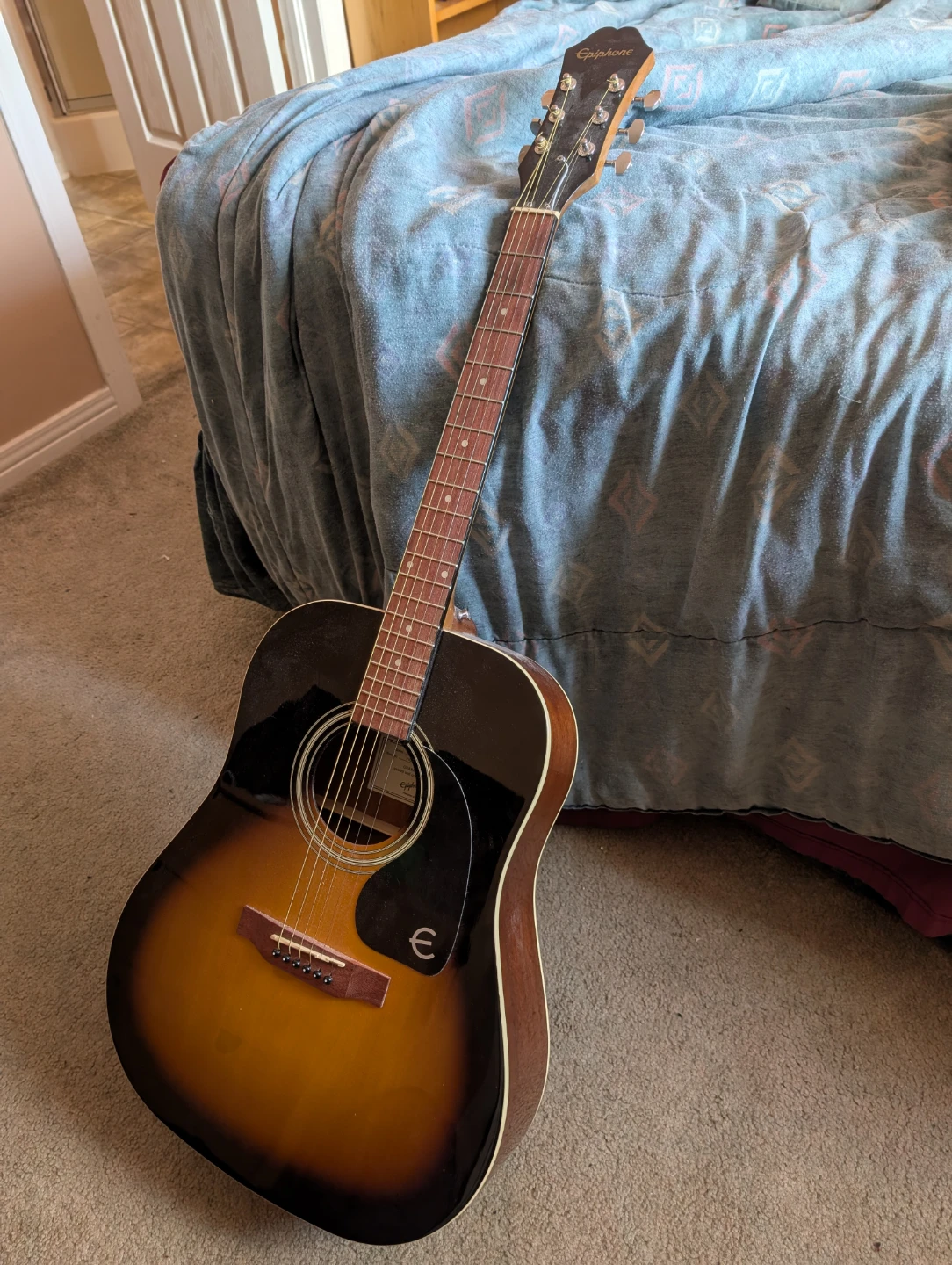 Epiphone Acoustic Guitar Sunburst