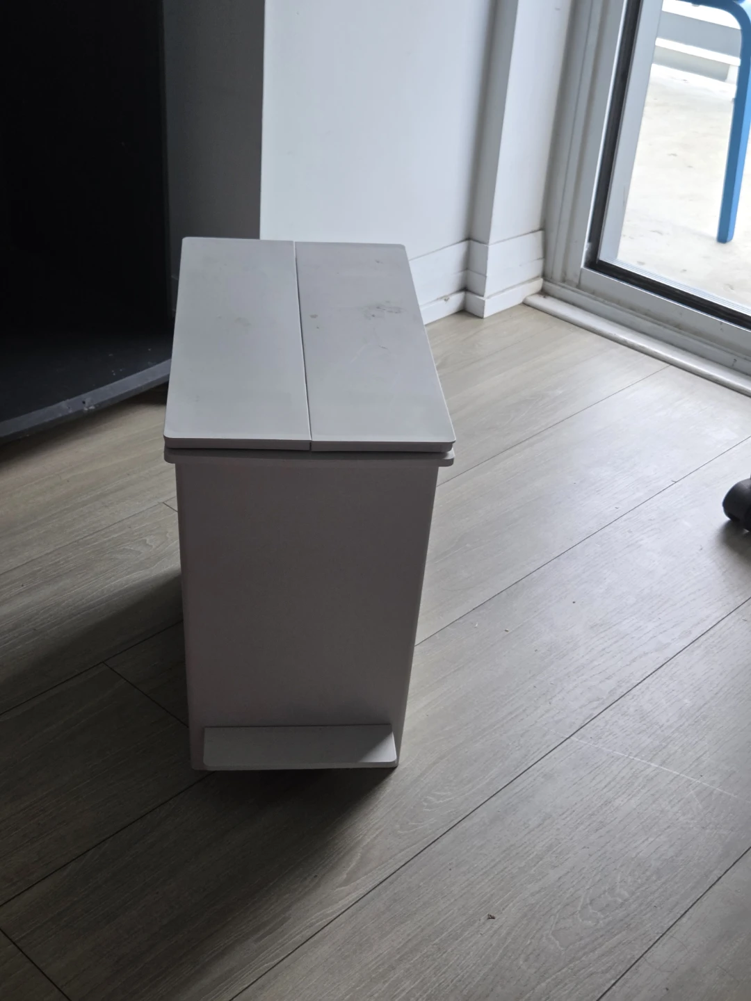 Grey slim pedal trash can
