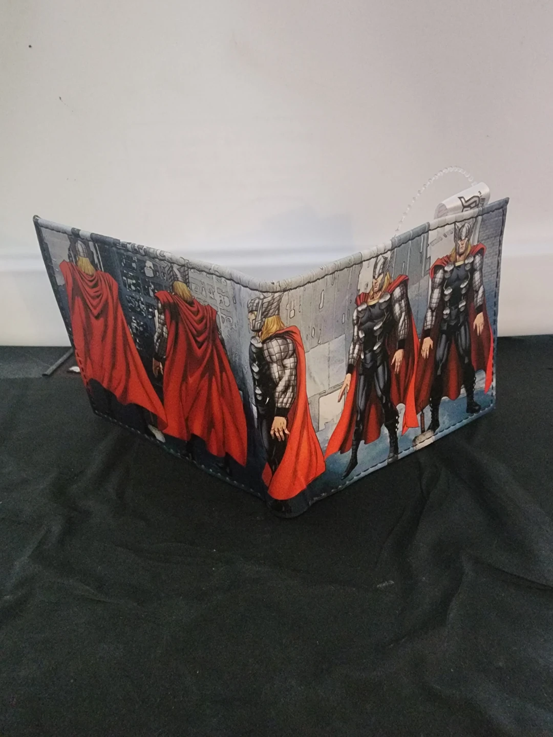 Marvel Avengers Assemble Slimfold Wallet - photo 4