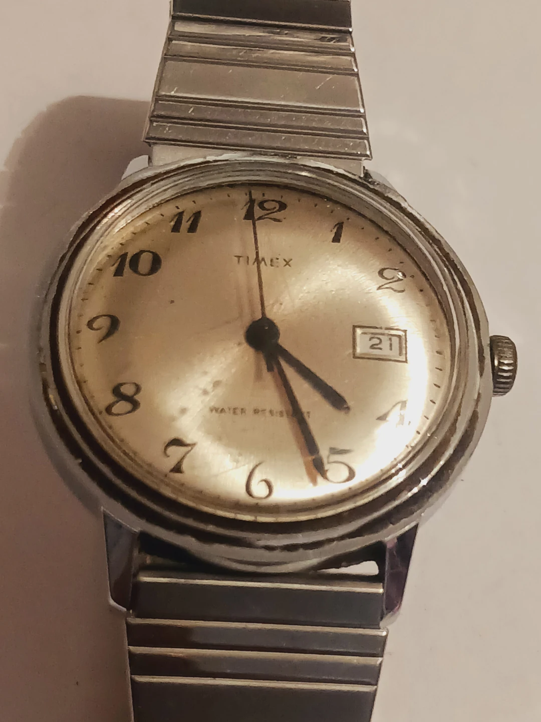 Vintage Timex Water Resistant Watch As Is. - photo 2