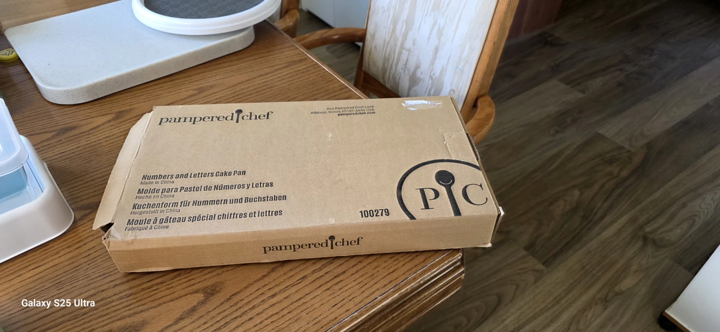 Pampered Chef Numbers and Letters Cake Pan