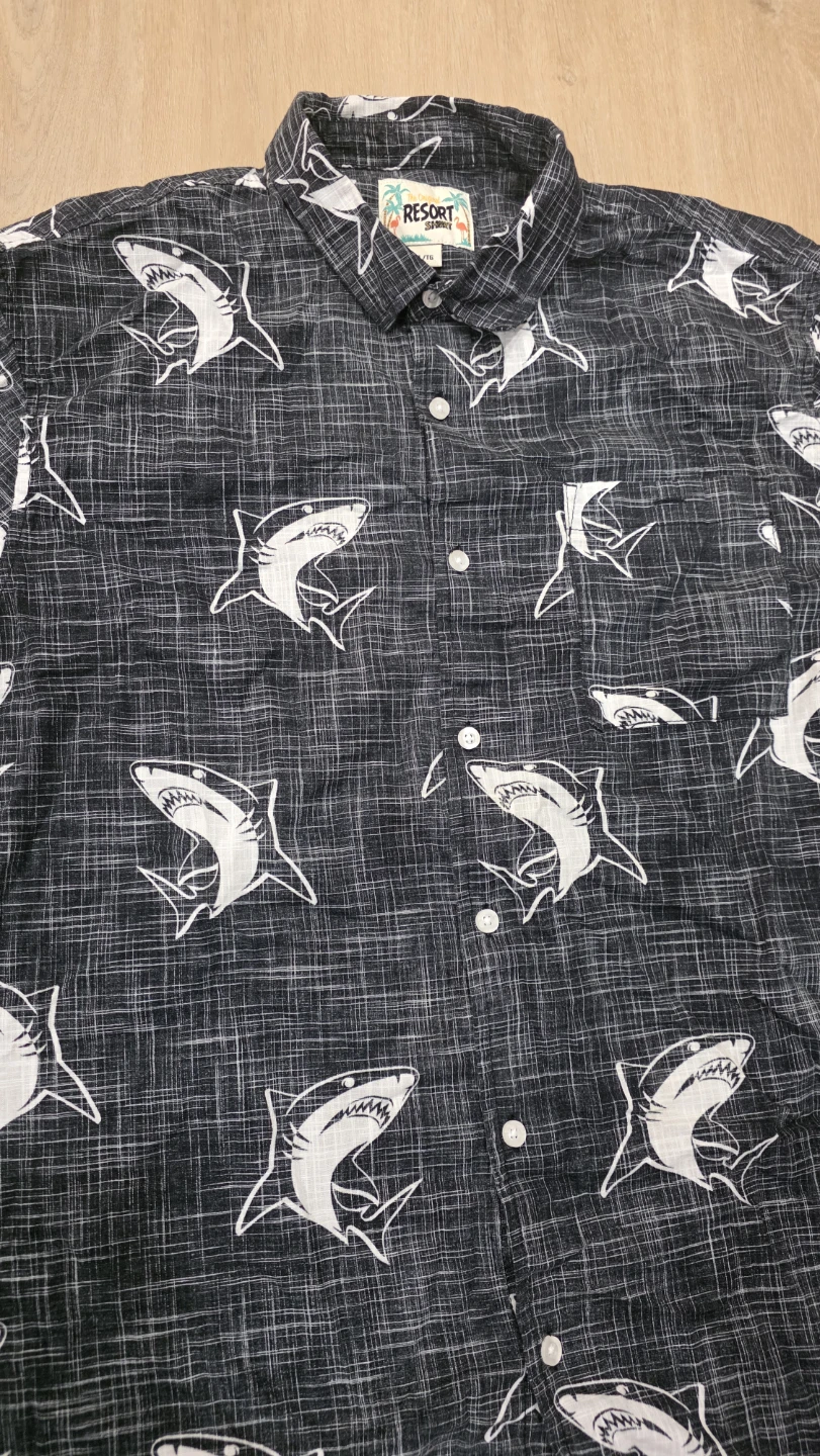 Resort Shirt Mens XL Shark Print Button-Up - photo 3