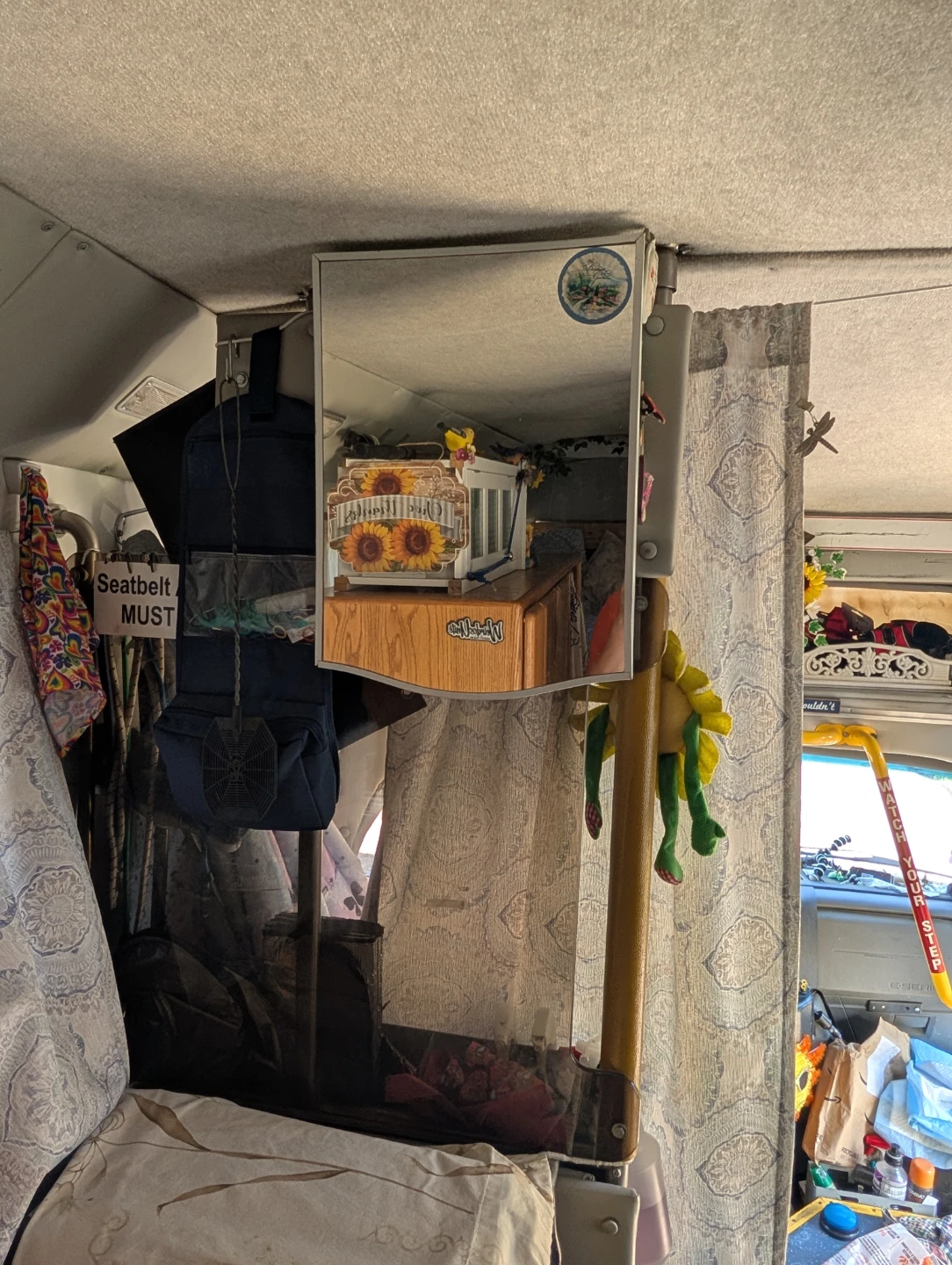 Camperized Bus - photo 4