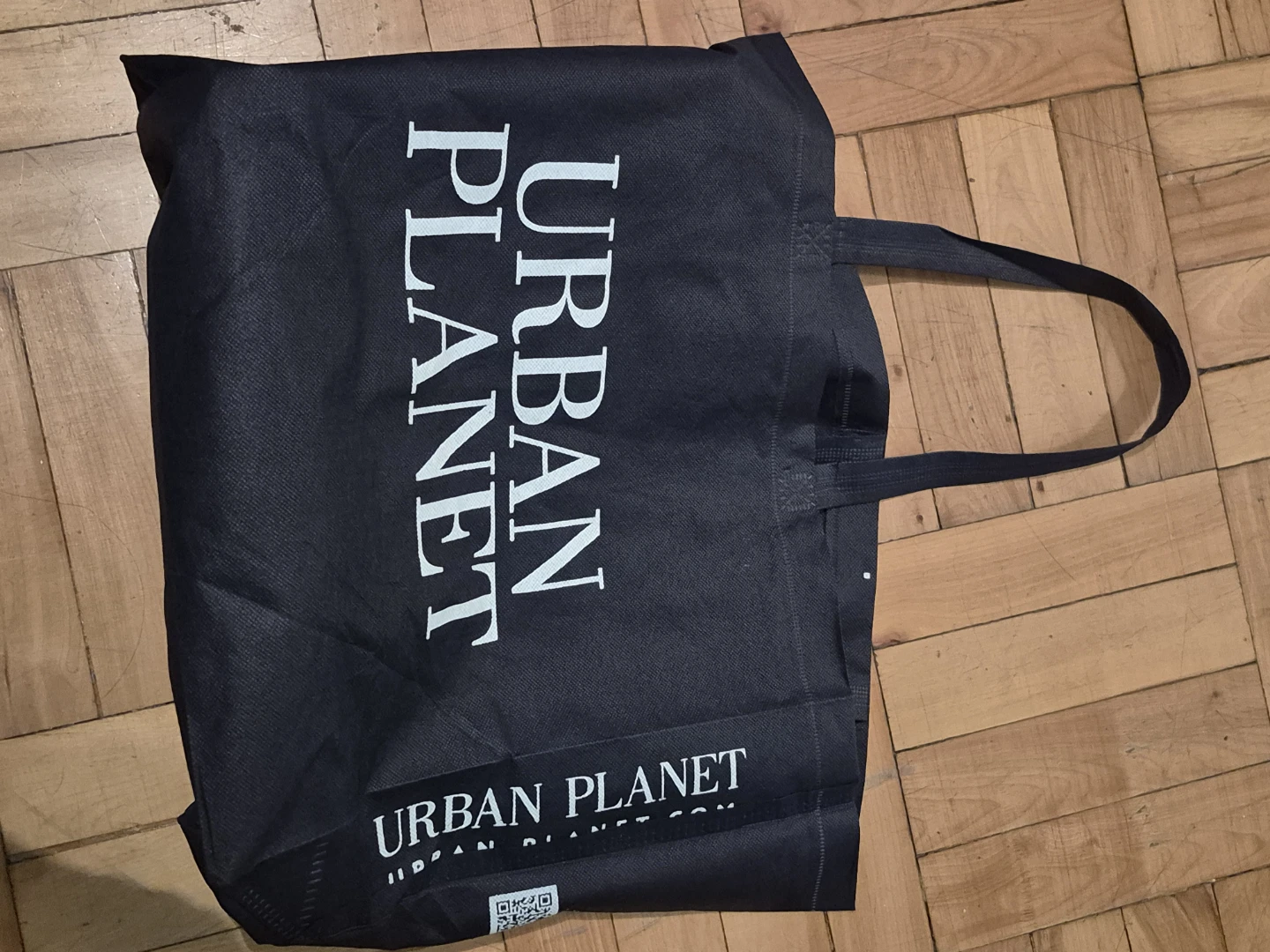 BN)Urban Planet Reusable Tote Bag - photo 2