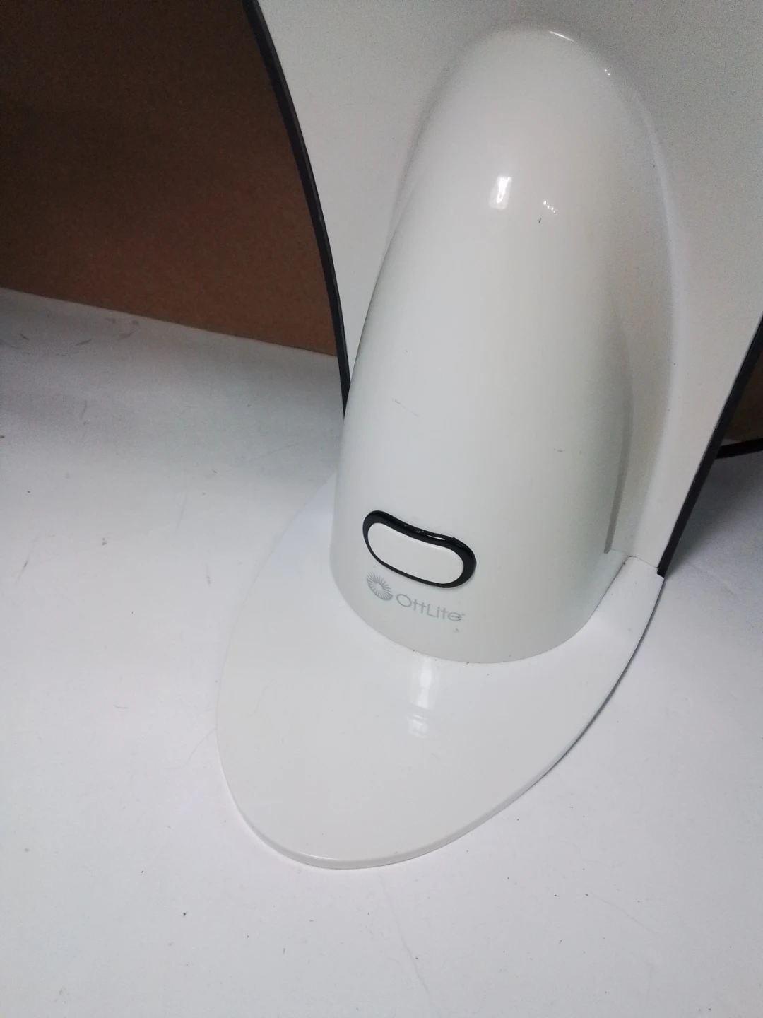 Vintage 2011 OttLite Cobra Desk Lamp - photo 3