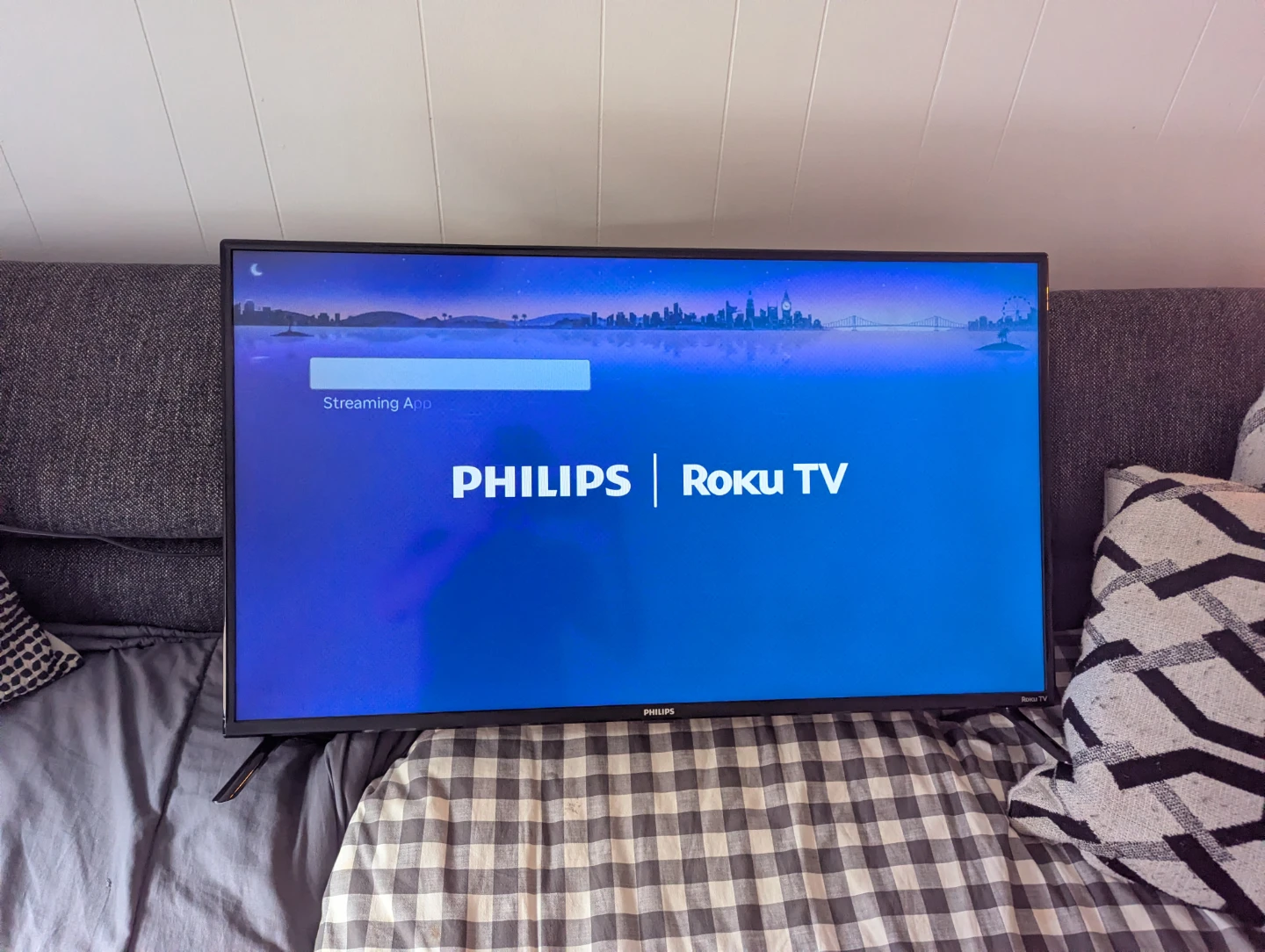 Philips Roku Smart TV (40inch)