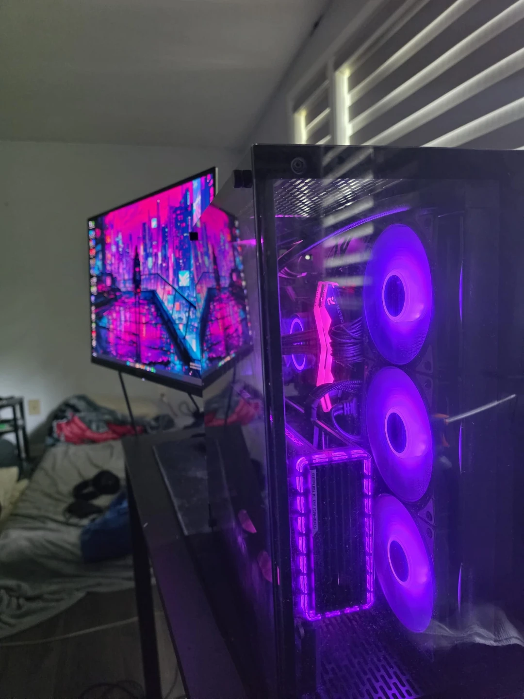 High-End Gaming PC – RTX 4070 Ti SUPER OC/ i7-13700K / 32GB DDR5 - photo 5