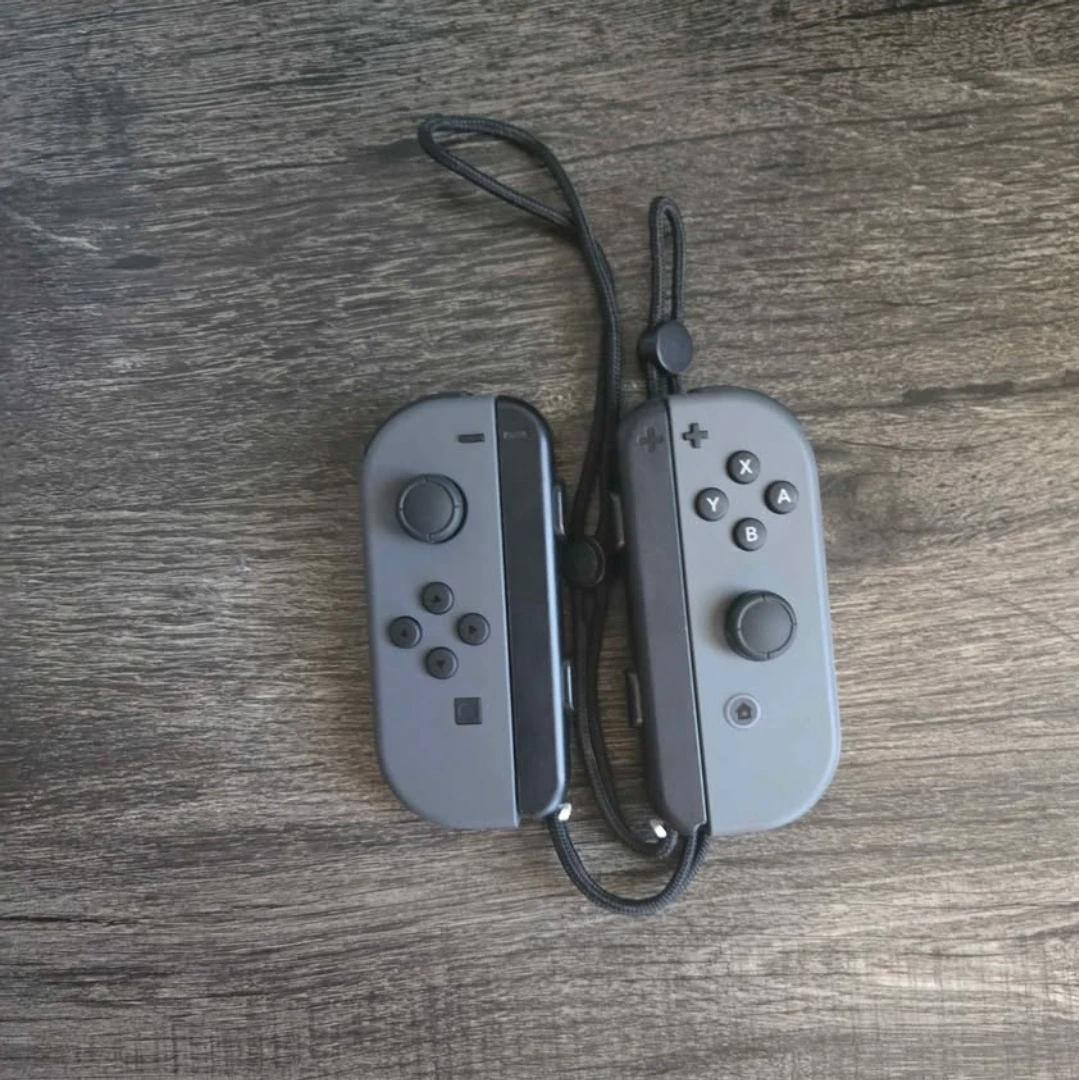 Nintendo Switch Joy-Con Controllers - Grey