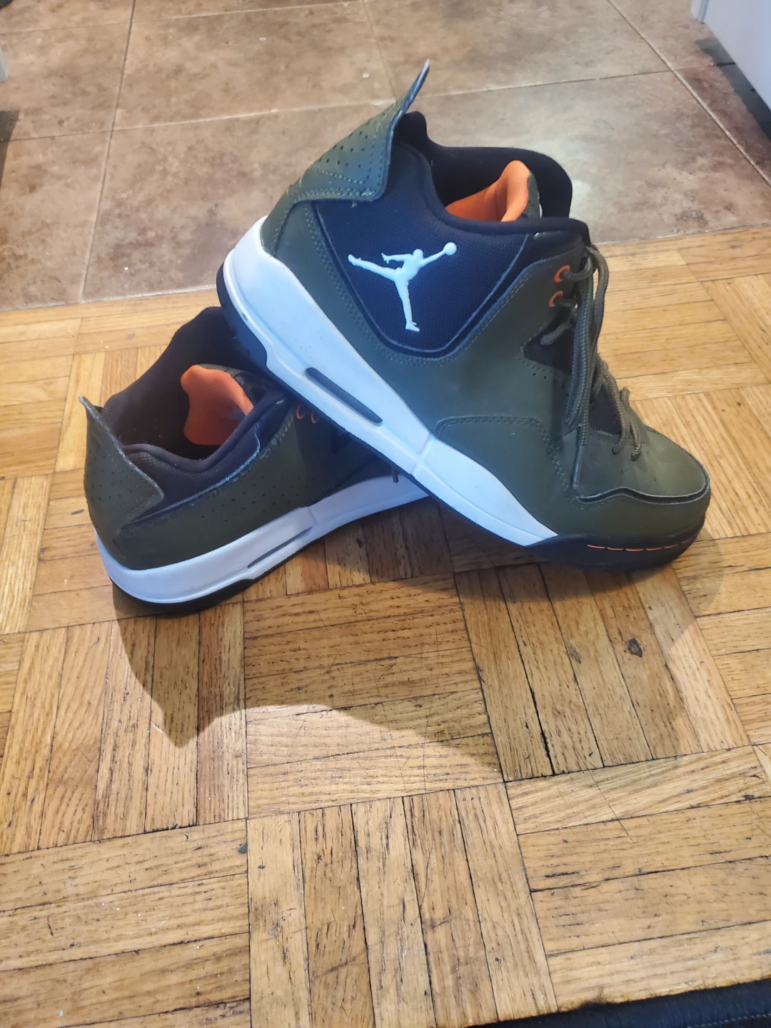 Men's Jordan Sneakers Shoes Size 9.5