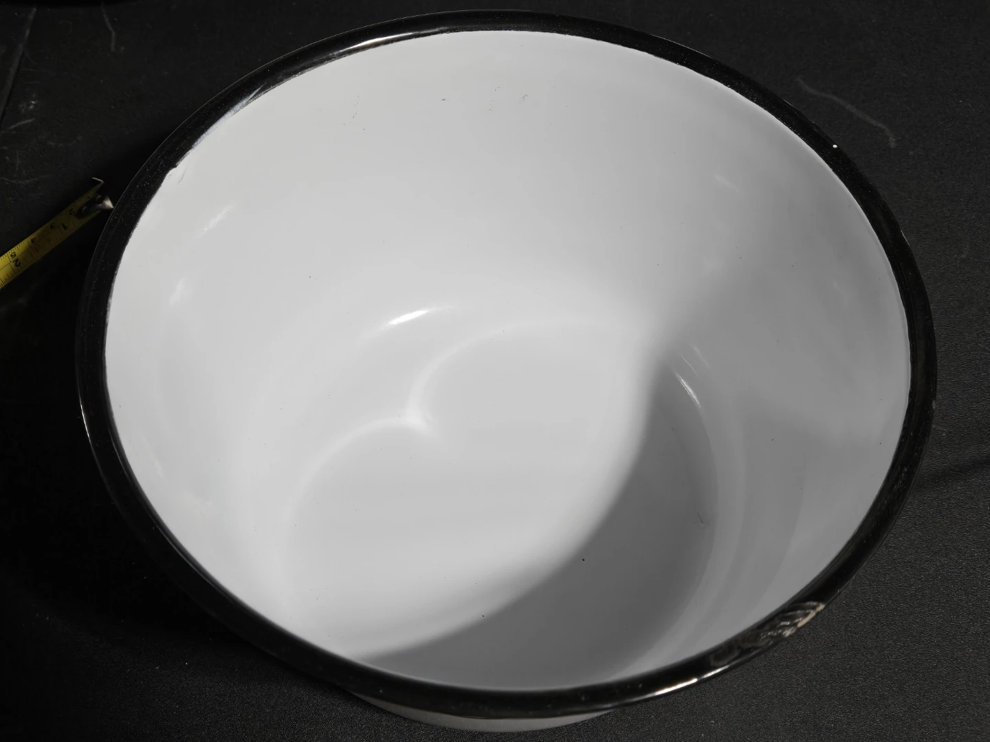 White Enamel Popcorn Bowl - photo 2