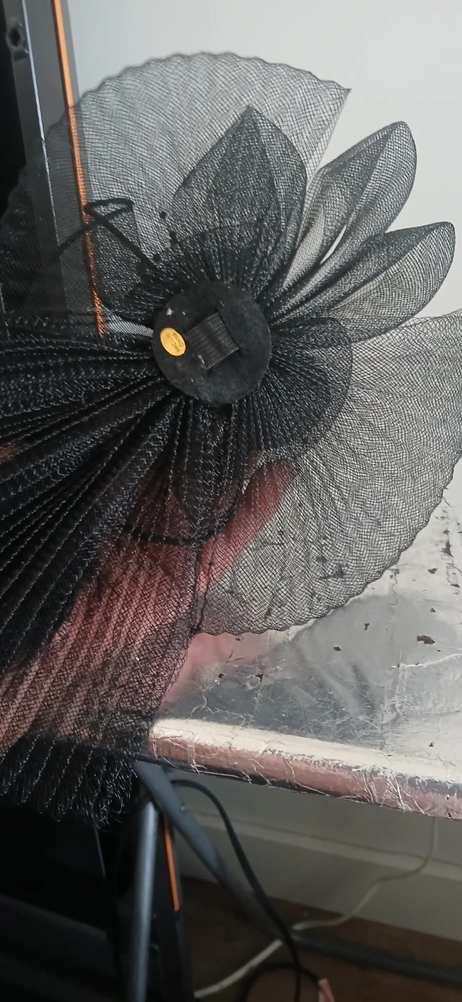 Black Mesh Feather Fascinator Hair Clip - photo 3