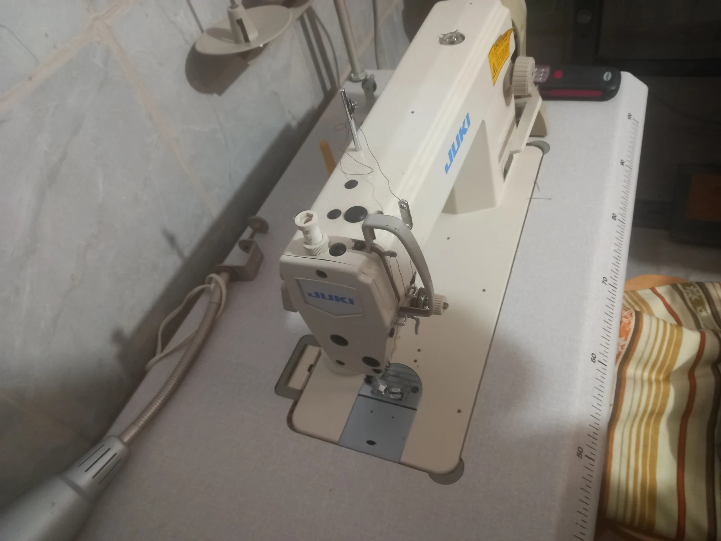 Juki DDL-5530N Industrial Sewing Machine - photo 3