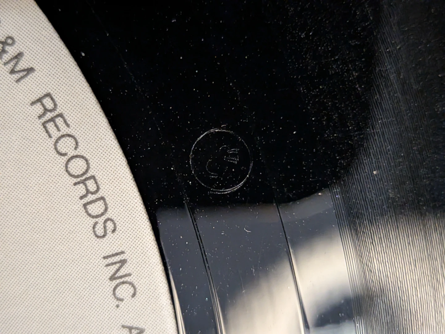Bryan Adams – Cuts Like a Knife Vinyl LP - photo 5