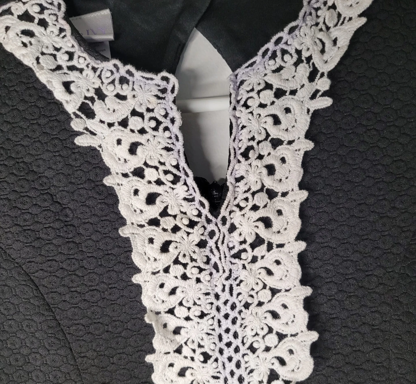 Iris & Ivy Black Lace Trim Dress - photo 4