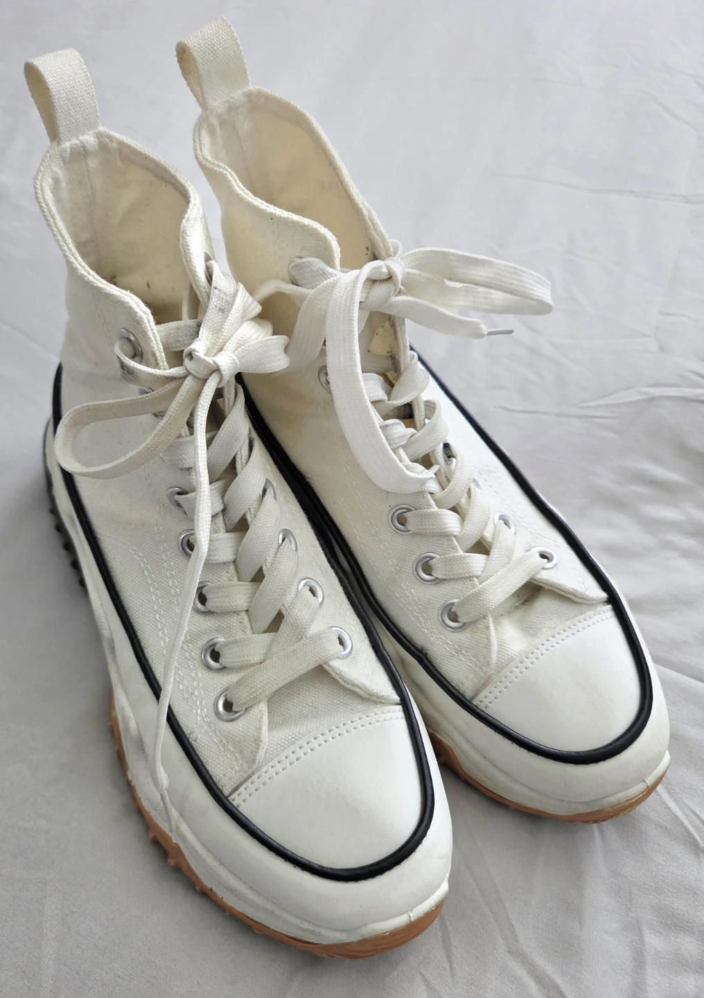 Madden Girl Run Star Hike High Top White