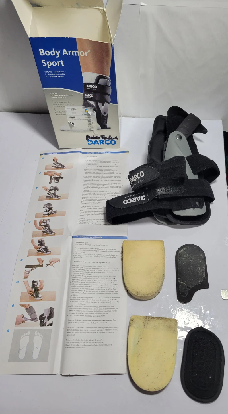 DARCO Body Armor Sport Ankle Brace Right Medium