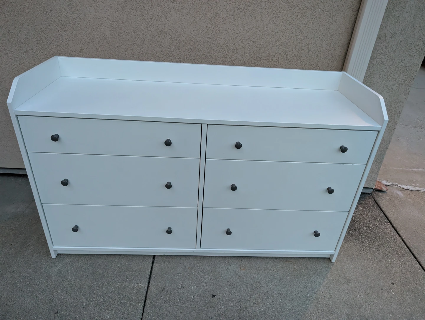 White 6-Drawer Dresser