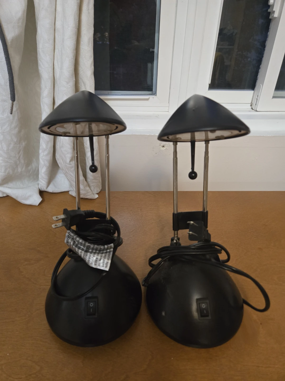 Two adjustable black desk lamps - photo 5