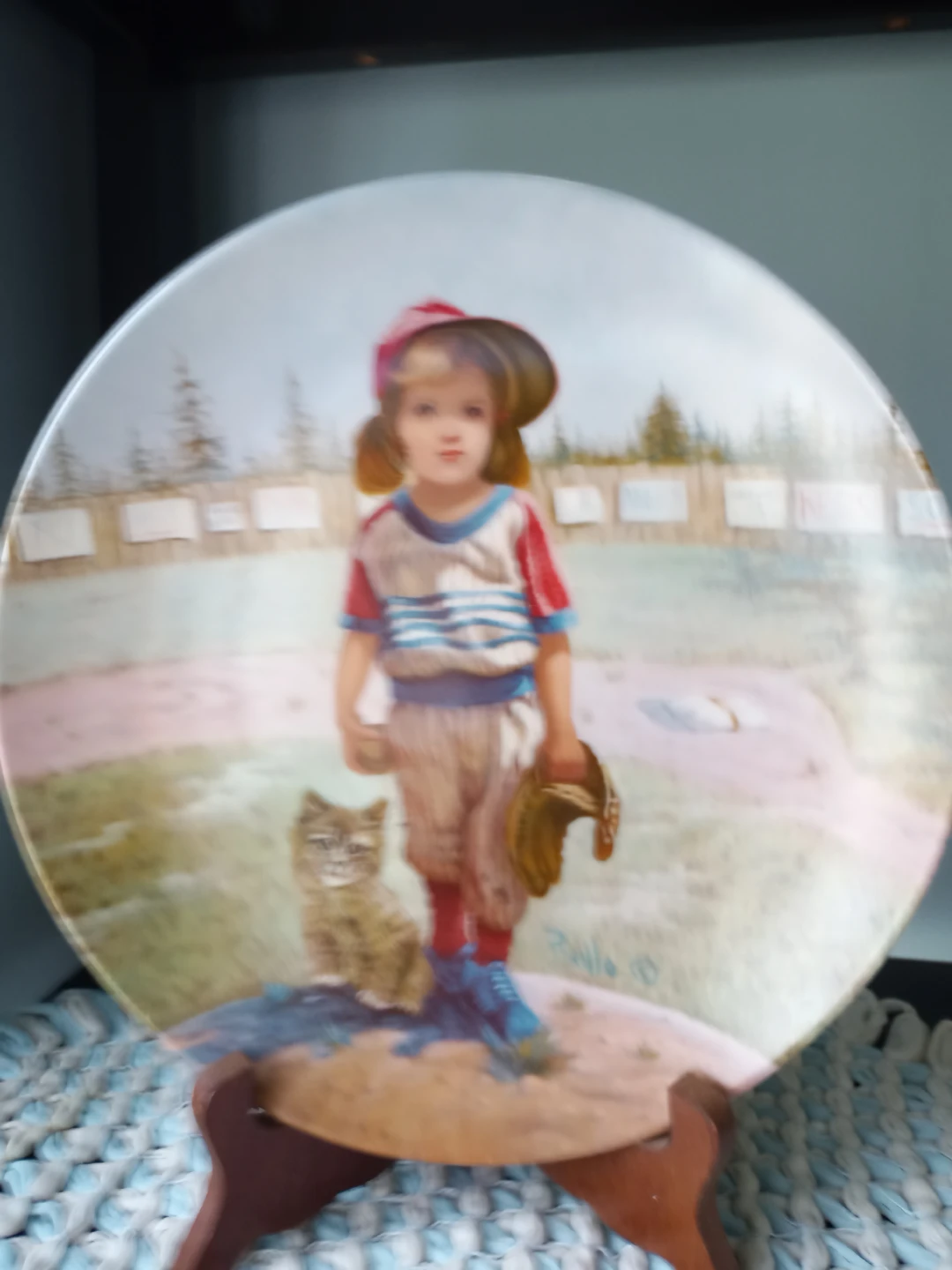 Set of six Gregory Perillo collector plates. - photo 4