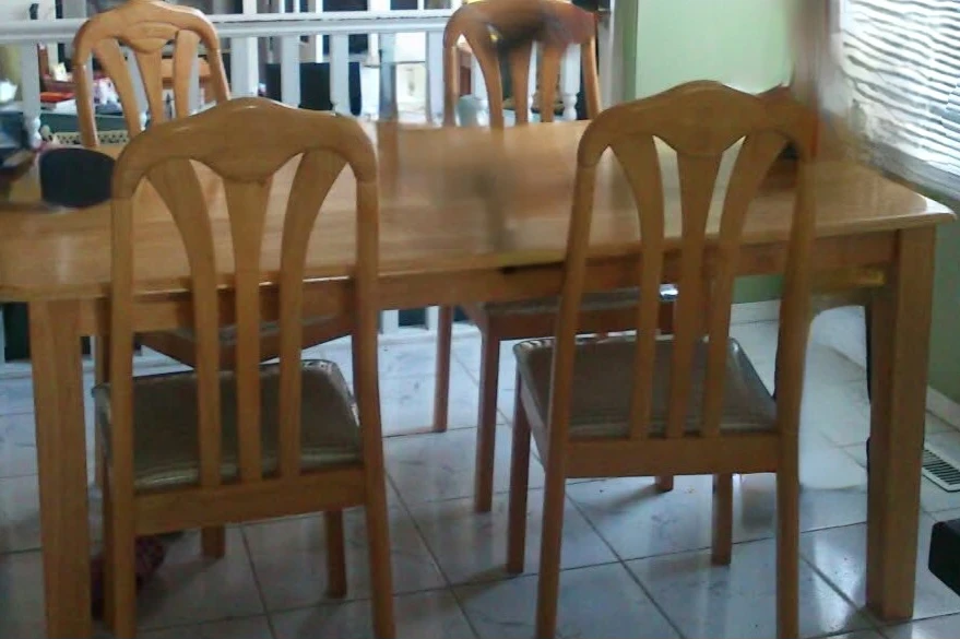 Dining Table and 6 chairs Solid Hardwood