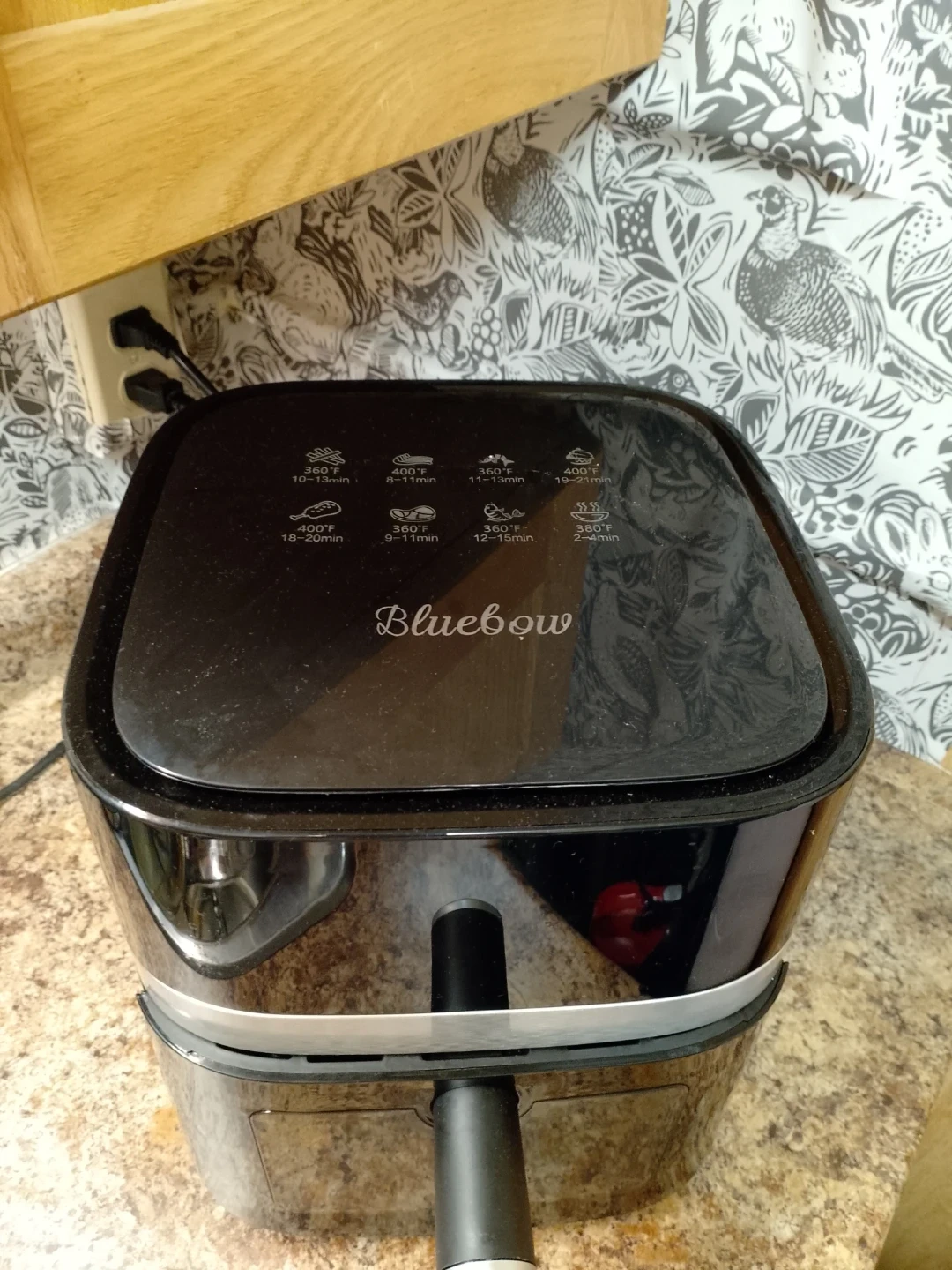 Black Air Fryer with Digital Display - photo 4
