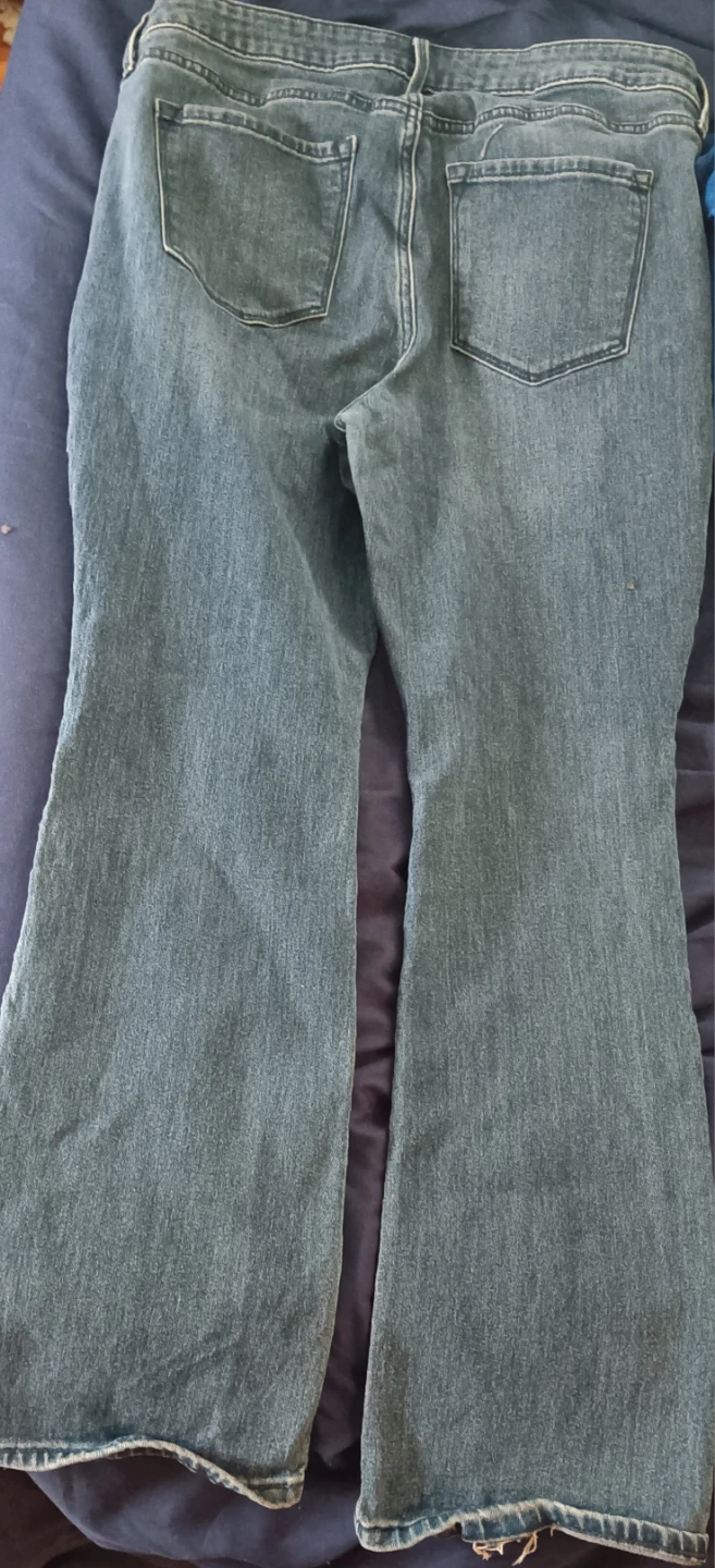2 pairs of Old Navy Mid-Rise Wow Boot-Cut Jeans Size 16 - photo 3