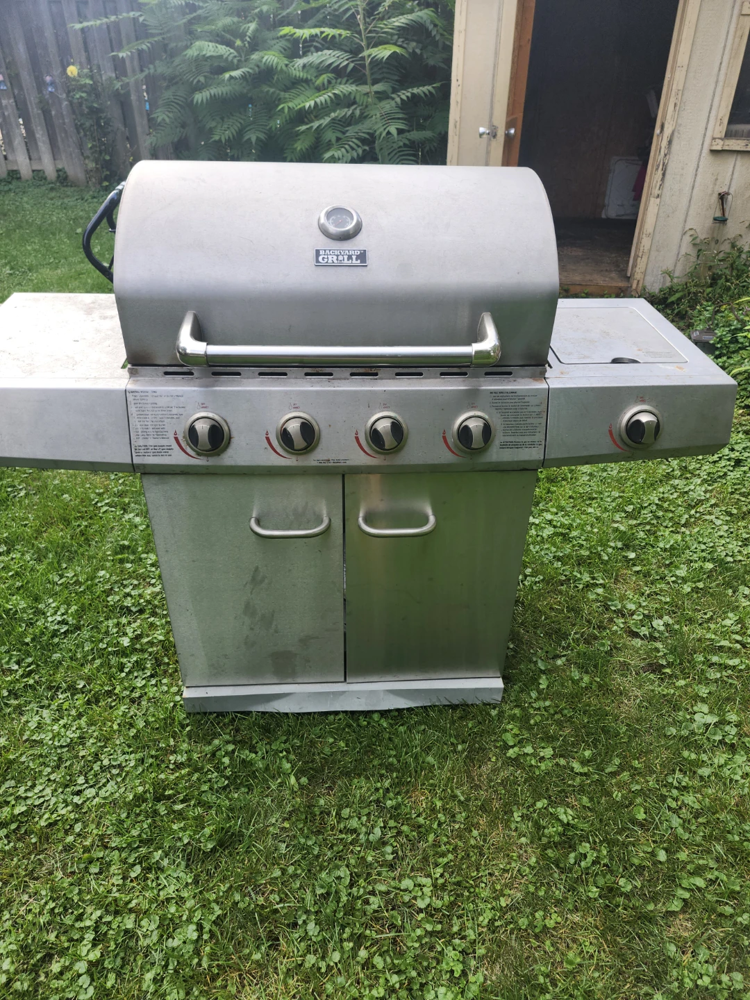 Backyard Grill 5-Burner Propane BBQ - photo 2