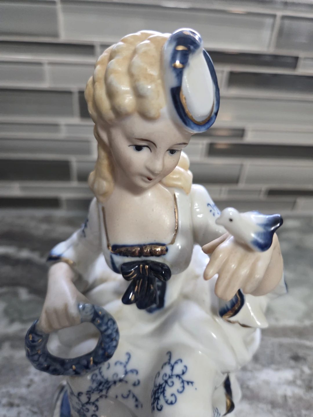 Vintage Porcelain Lady Figurine - photo 5