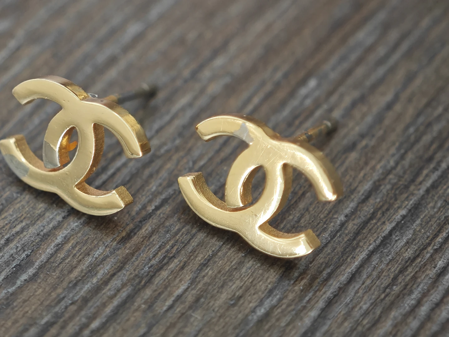 Chanel CC Stud Earrings - photo 2