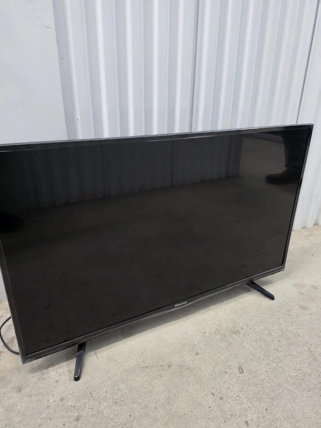 Hisense 39H5507 LED LCD TV - photo 2