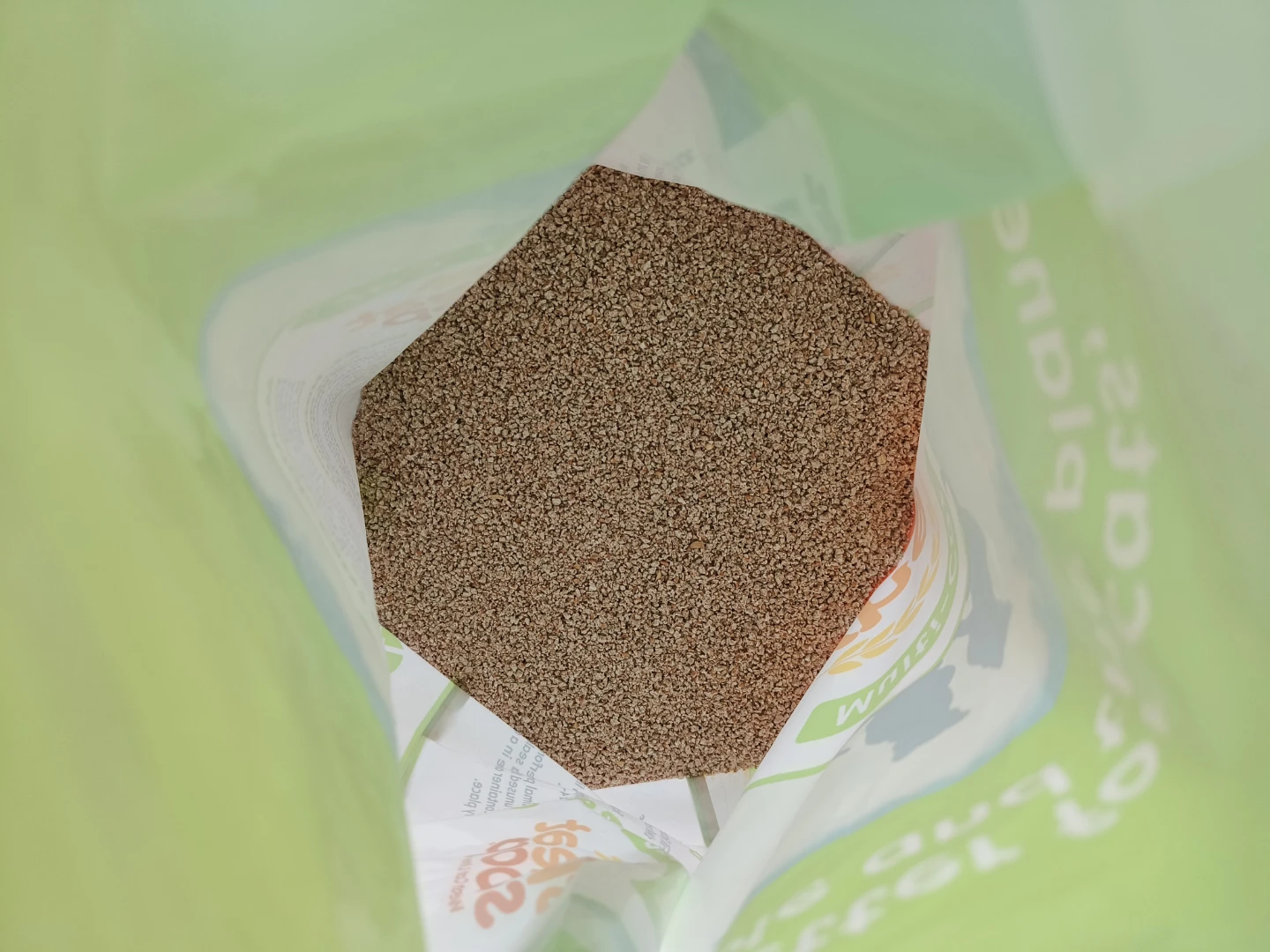 sWheat Scoop Multi-Cat Wheat Cat Litter (7kg) - photo 2
