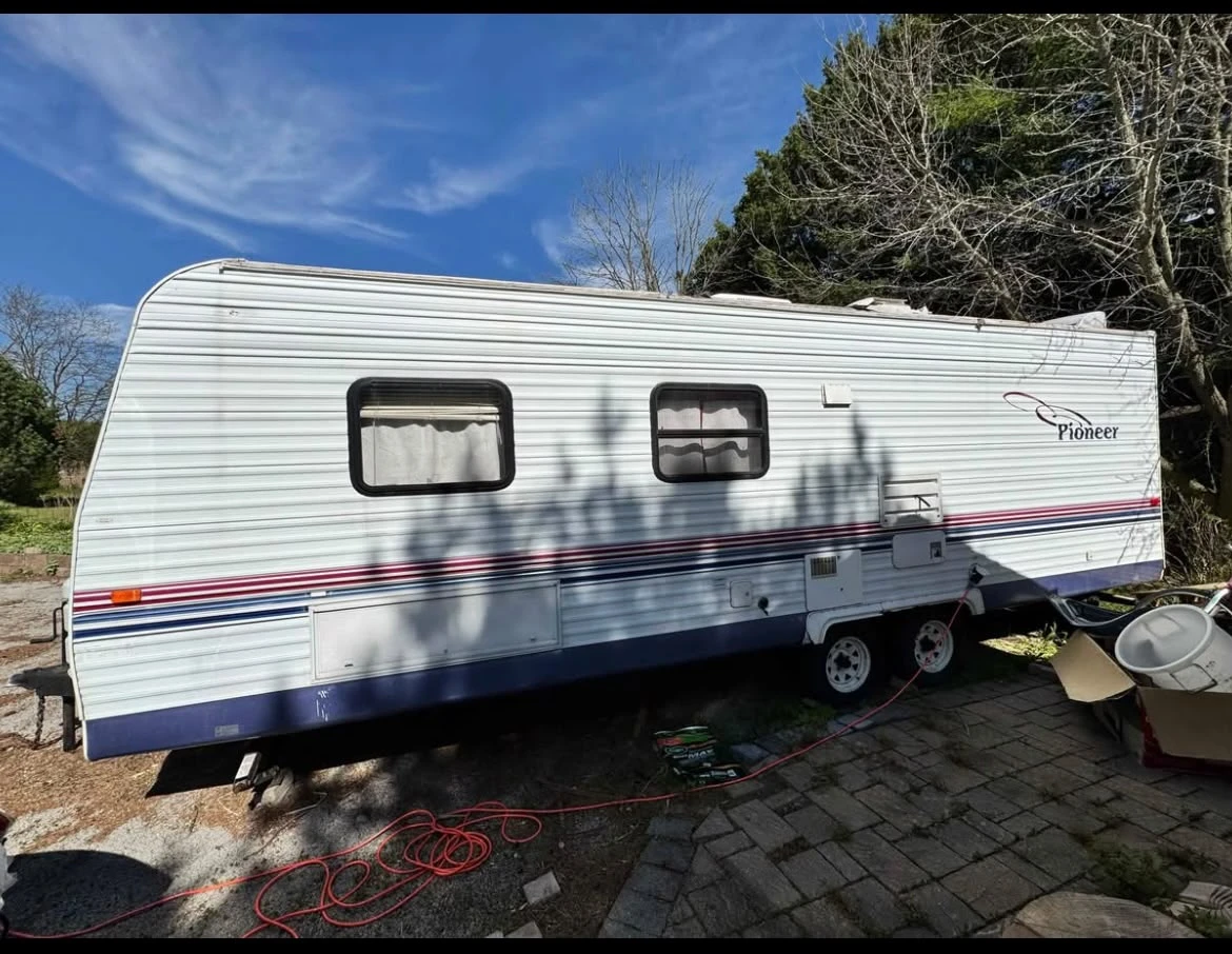 2004 PIONEER RV_ URGENT SALE - photo 5