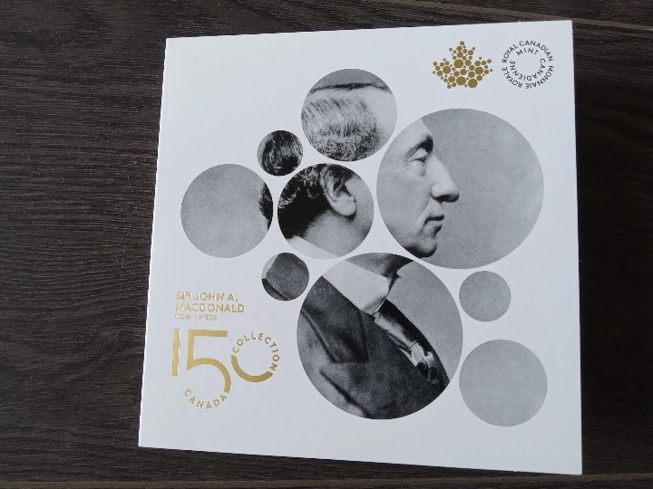 2015 Sir John A. Macdonald $2 Commemorative Coin - photo 3