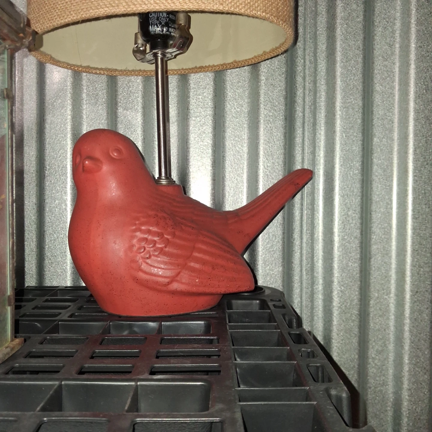 Red Ceramic Bird Table Lamp - photo 2