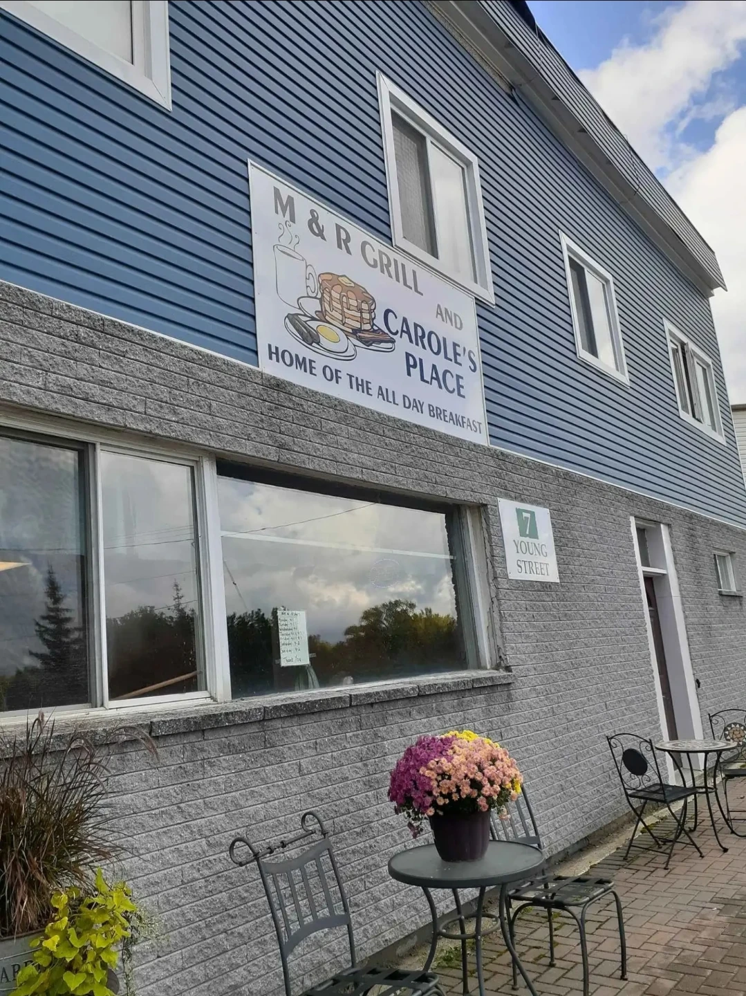 Renovated 2bdrm 1bath for rent Capreol