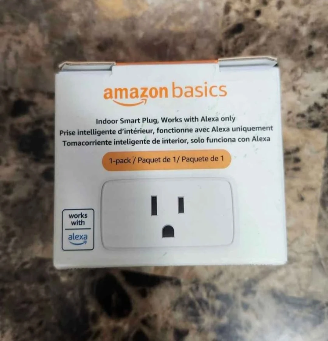 Amazon Basics Indoor Smart Plug 🏈