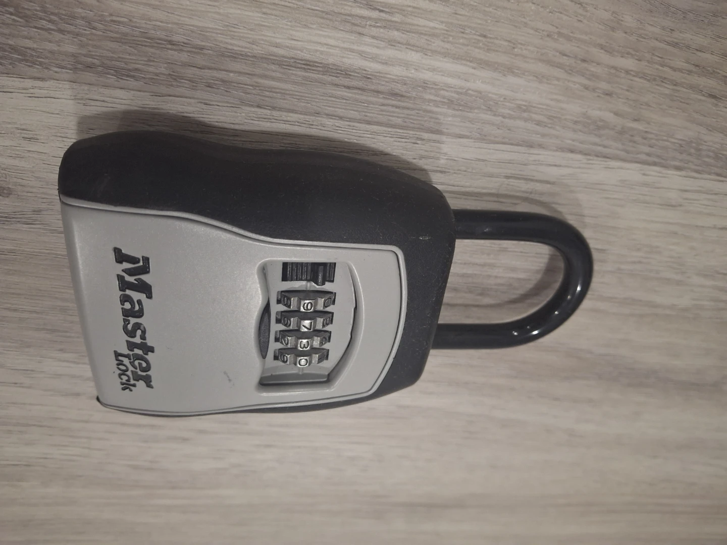 Master Lock Portable Key Safe - photo 2