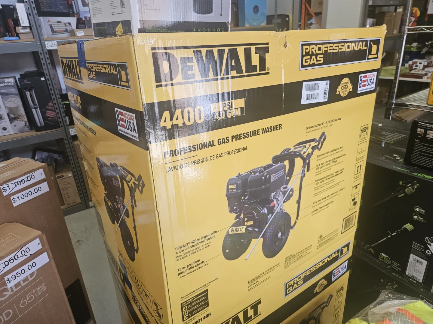 DEWALT 4400 PSI 4.0 GPM Professional Gas Pressure Washer