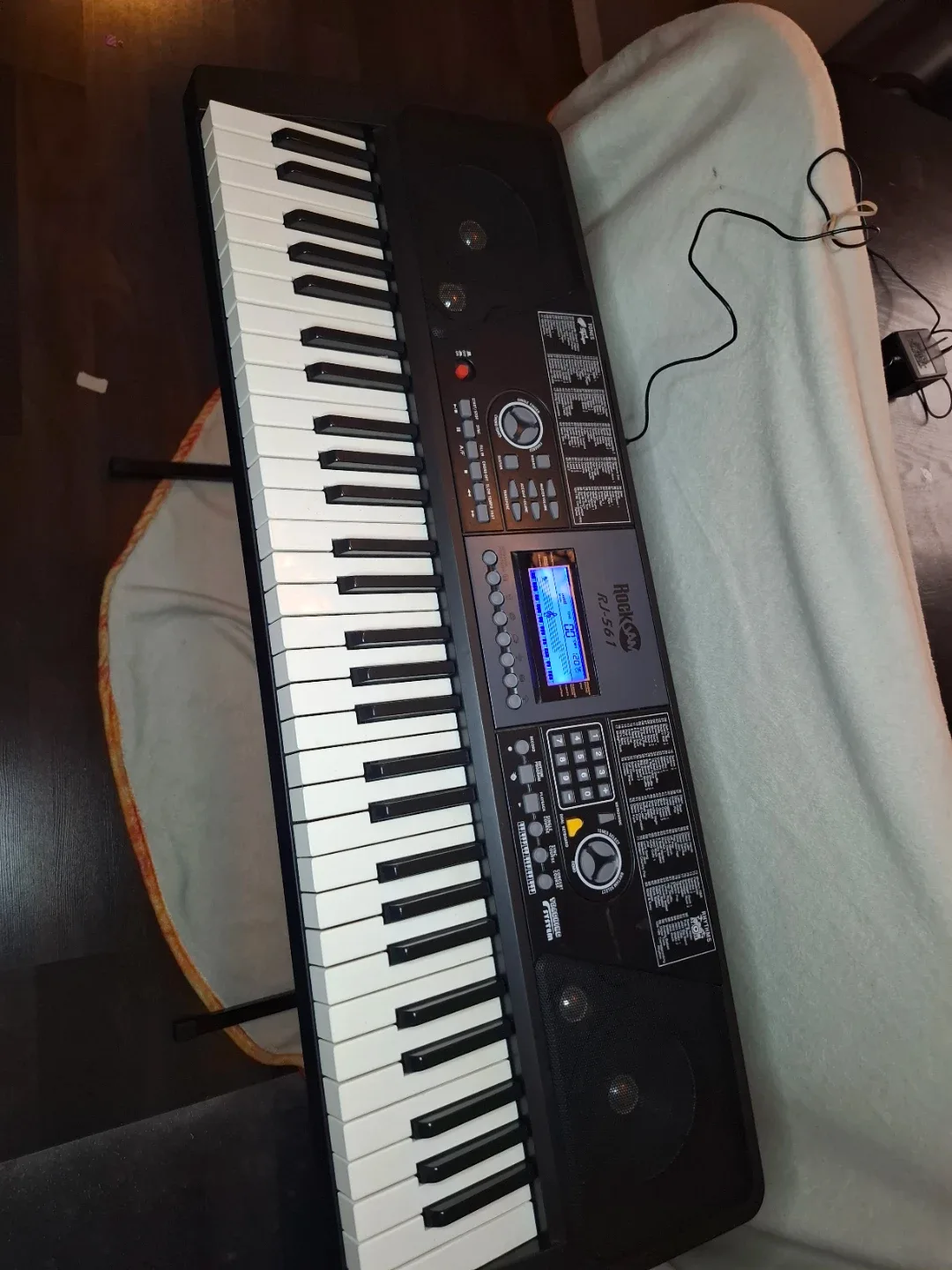 Rock Jam DJ-500v2 Electronic Keyboard