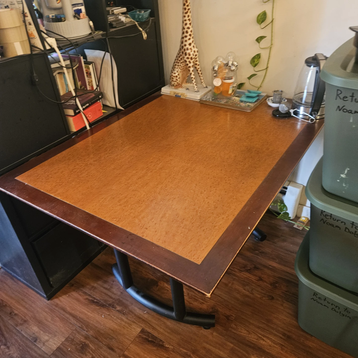 Table - photo 2