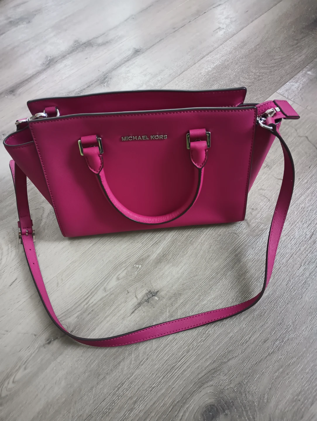 Michael Kors Hot Pink Handbag - photo 2