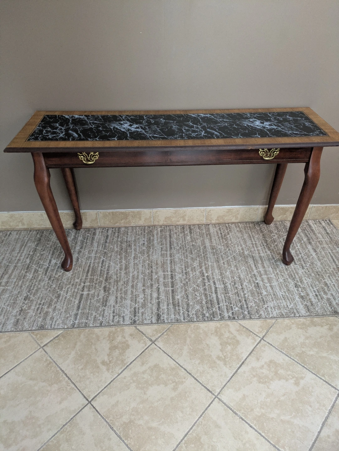 Console table - photo 3