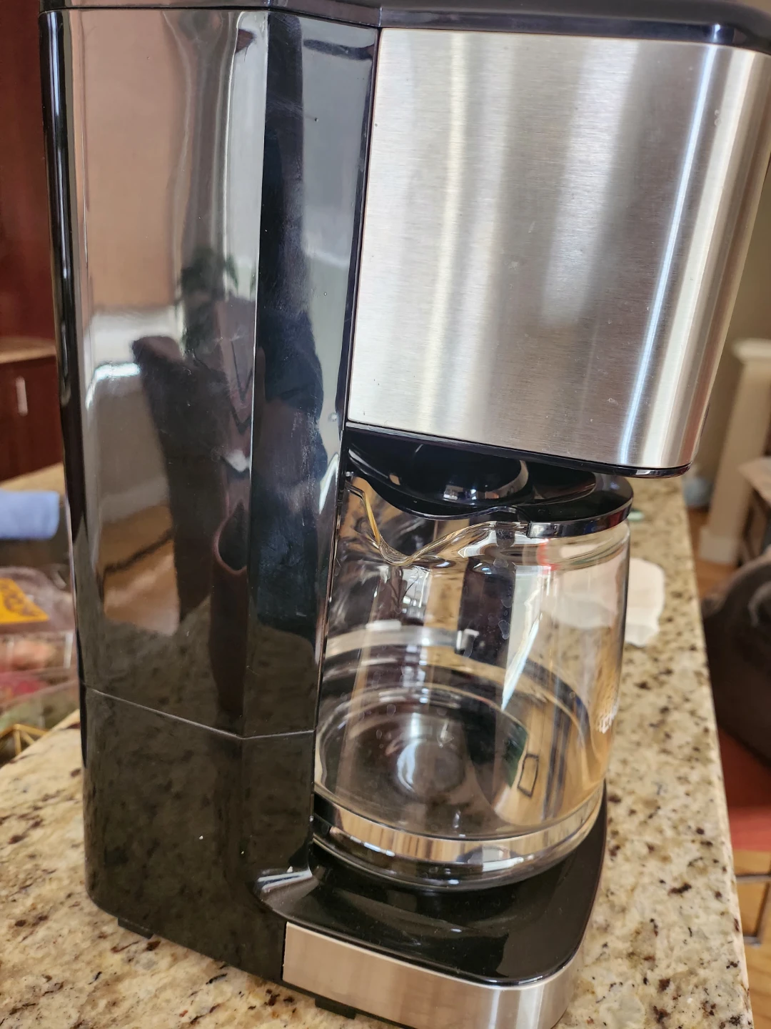 Chefman 12-Cup Programmable Coffee Maker - photo 3