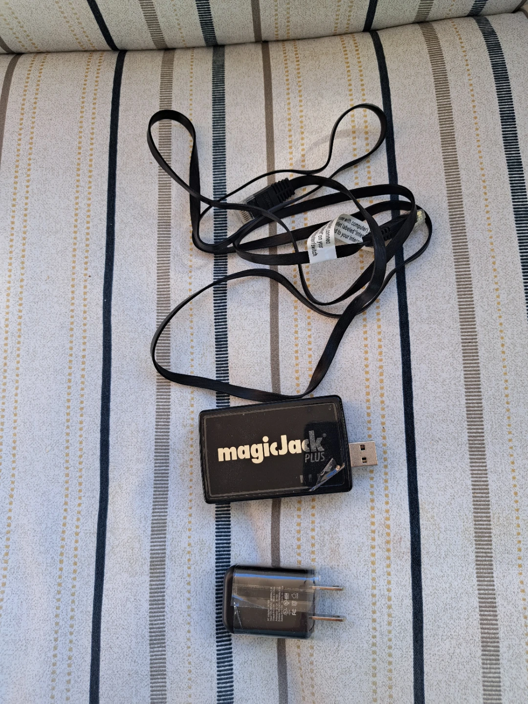 magicJack Express VoIP Adapter - photo 5