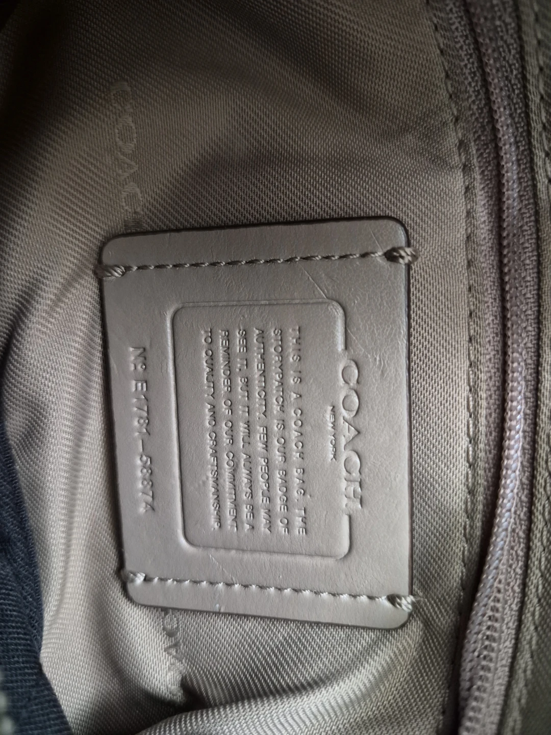 Coach Leather Handbag🏈 - photo 4