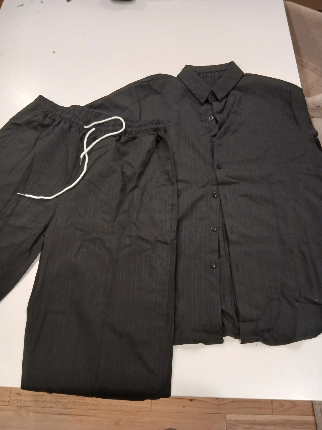 Black Two-Piece Matching Shirt and Pants Set Large