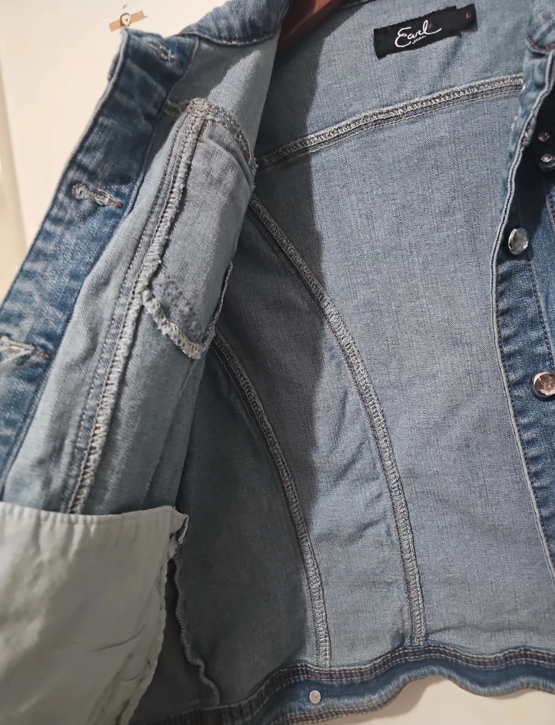 Earl Jean Denim Jacket Size Large - photo 3